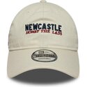 bone-curvo-bege-ajustavel-9twenty-wordmark-howay-the-lads-da-newcastle-united-football-club-premier-league-da-new-era