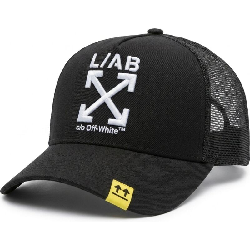 bone-trucker-preto-com-logo-branco-clamp-arrows-da-l-ab-c-o-off-white