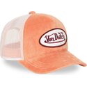 bone-trucker-laranja-e-branco-kylie-pe-da-von-dutch