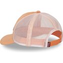 bone-trucker-laranja-e-branco-kylie-pe-da-von-dutch