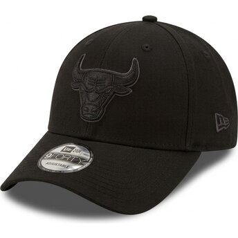 Boné curvo preto ajustável com logo preto e cinza 9FORTY Team Outline da Chicago Bulls NBA da New Era