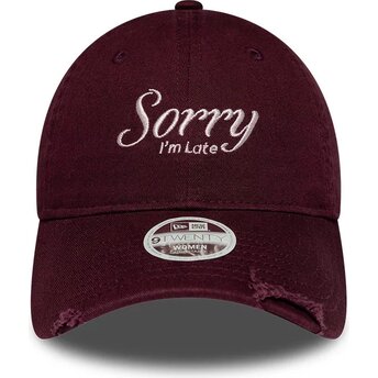 Boné curvo grená ajustável para mulheres 9TWENTY Slogan Sorry I'm Late da New Era