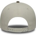 bone-curvo-verde-e-bege-snapback-com-logo-verde-e-frame-suede-visor-da-los-angeles-dodgers-mlb-da-new-era