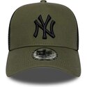 bone-trucker-verde-e-preto-com-logo-preto-a-frame-league-essential-da-new-york-yankees-mlb-da-new-era