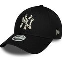 bone-curvo-preto-ajustavel-para-mulheres-com-logo-bege-9forty-infill-da-new-york-yankees-mlb-da-new-era