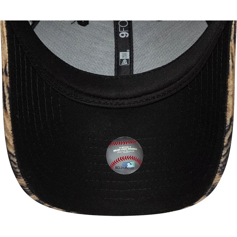 bone-curvo-leopardo-ajustavel-para-mulheres-9forty-ocelot-print-da-new-york-yankees-mlb-da-new-era