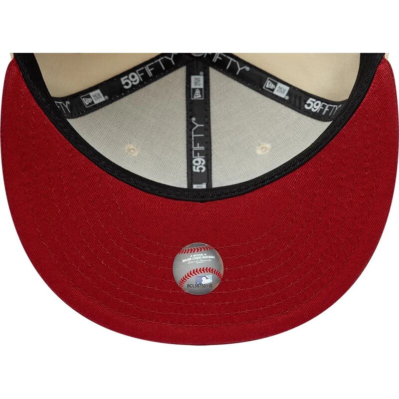 bone-plano-bege-e-vermelho-justo-com-logo-vermelho-59fifty-league-essential-da-new-york-yankees-mlb-da-new-era
