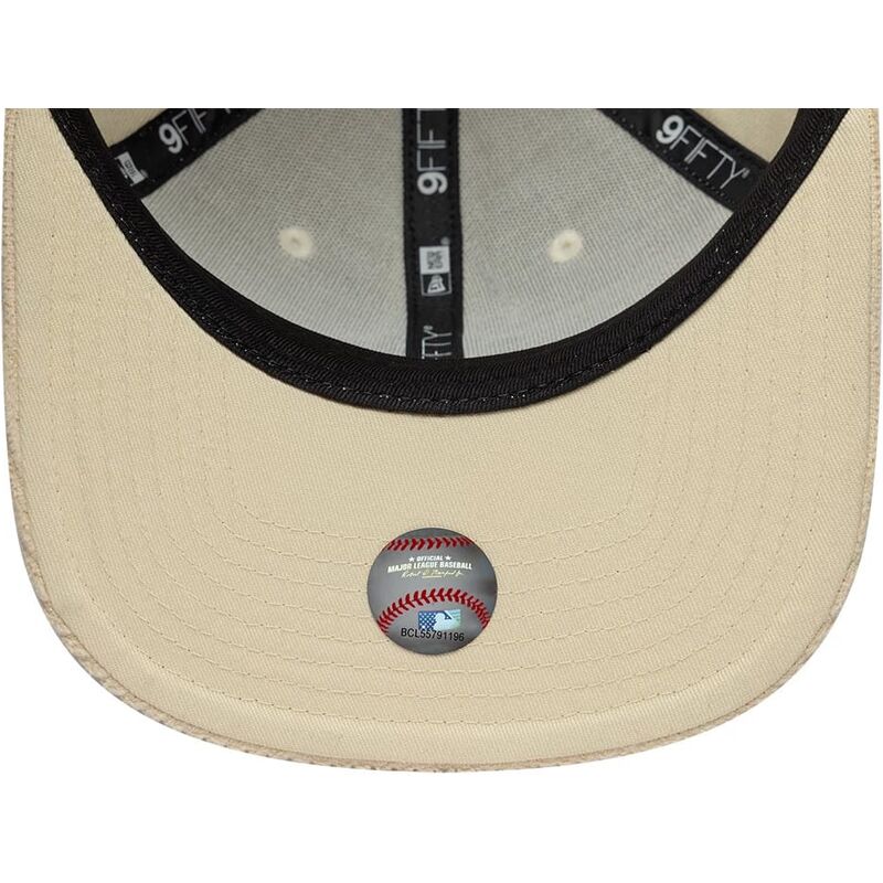 bone-plano-bege-snapback-9fifty-cord-visor-da-new-york-yankees-mlb-da-new-era bone-plano-bege-snapback-9fifty-cord-visor-da-new-york-yankees-mlb-da-new-era