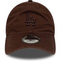 bone-curvo-castanho-ajustavel-com-logo-castanho-9twenty-washed-midi-logo-da-los-angeles-dodgers-mlb-da-new-era