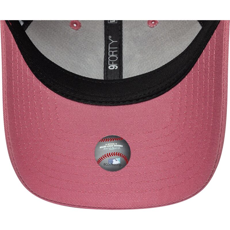 bone-curvo-rosa-ajustavel-para-mulheres-com-logo-rosa-9forty-league-essential-cas-da-new-york-yankees-mlb-da-new-era