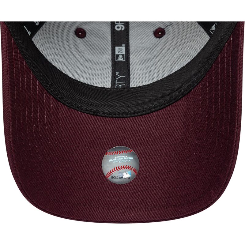 bone-curvo-grena-ajustavel-para-mulheres-com-logo-rosa-9forty-metallic-da-los-angeles-dodgers-mlb-da-new-era