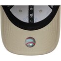 bone-curvo-bege-ajustavel-com-logo-azul-9forty-monster-icon-da-new-york-yankees-mlb-da-new-era