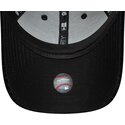 bone-curvo-preto-ajustavel-para-mulheres-com-logo-preto-9forty-velour-da-new-york-yankees-mlb-da-new-era