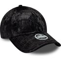 bone-curvo-preto-ajustavel-para-mulheres-com-logo-preto-9forty-pattern-velour-da-new-york-yankees-mlb-da-new-era
