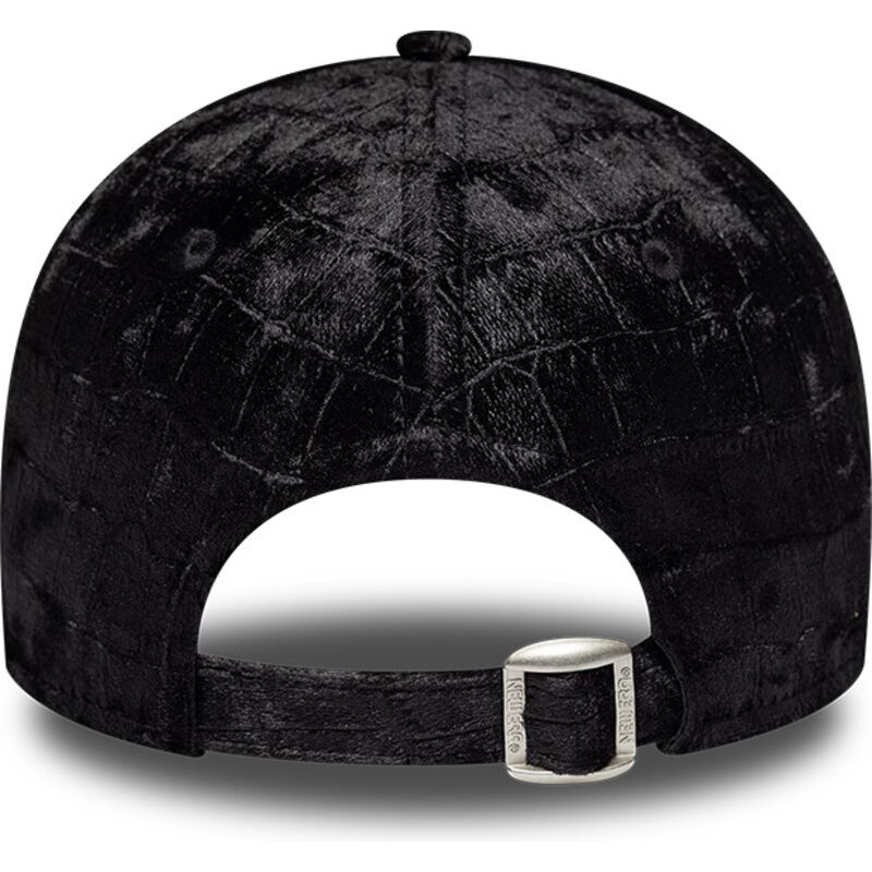 bone-curvo-preto-ajustavel-para-mulheres-com-logo-preto-9forty-pattern-velour-da-new-york-yankees-mlb-da-new-era