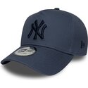 bone-curvo-azul-snapback-com-logo-azul-marinho-e-frame-league-essential-da-new-york-yankees-mlb-da-new-era