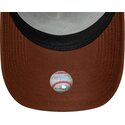 bone-trucker-castanho-com-logo-castanho-e-frame-outline-da-new-york-yankees-mlb-da-new-era