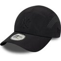 bone-trucker-preto-com-logo-preto-runner-tech-midi-da-new-york-yankees-mlb-da-new-era