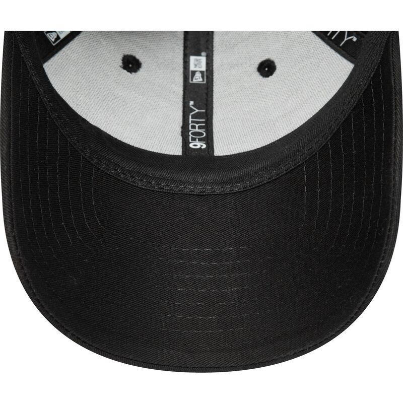 bone-curvo-preto-ajustavel-com-logo-preto-9forty-league-essential-da-new-york-yankees-mlb-da-new-era