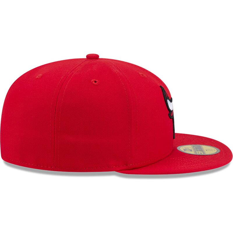 bone-plano-vermelho-justo-59fifty-side-script-da-chicago-bulls-nba-da-new-era