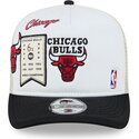 bone-trucker-branco-e-preto-hardwood-classics-9fifty-a-frame-precurved-da-chicago-bulls-nba-da-new-era