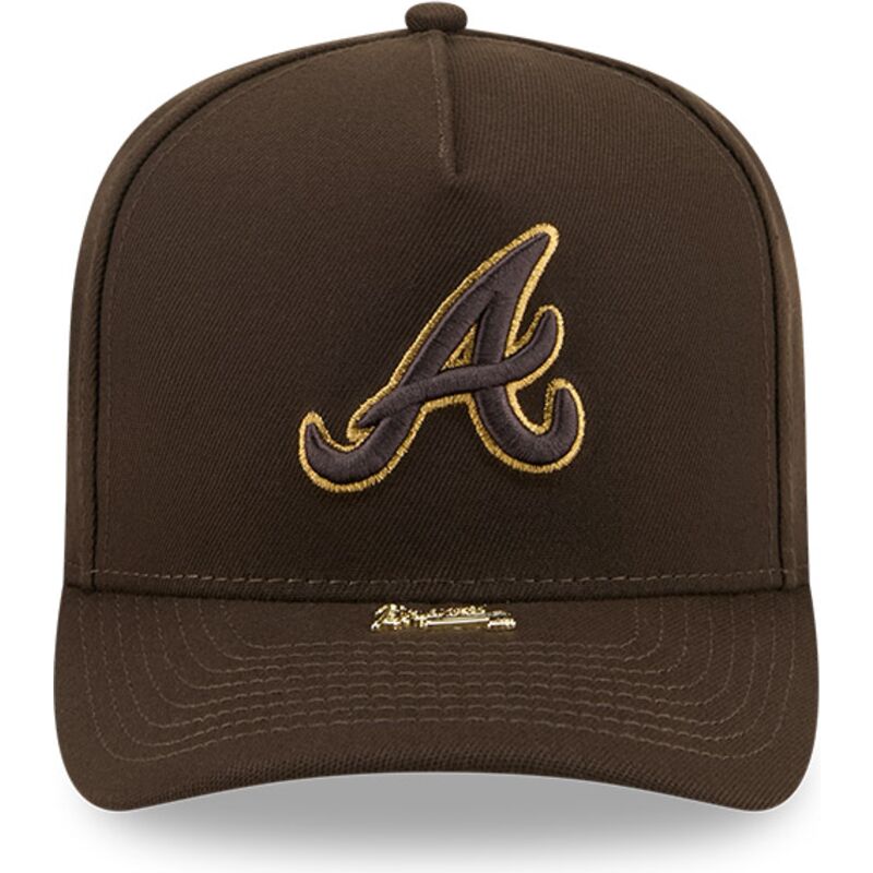 bone-curvo-castanho-snapback-9fifty-a-frame-precurved-visor-pin-da-atlanta-braves-mlb-da-new-era
