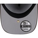 bone-curvo-castanho-snapback-9fifty-a-frame-precurved-visor-pin-da-atlanta-braves-mlb-da-new-era