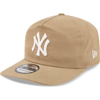 Boné curvo bege snapback 19TWENTY Precurved da New York Yankees MLB da New Era
