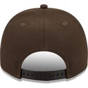 bone-curvo-castanho-snapback-9fifty-a-frame-precurved-visor-pin-da-new-york-yankees-mlb-da-new-era