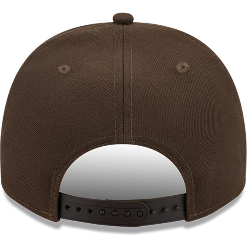 bone-curvo-castanho-snapback-9fifty-a-frame-precurved-visor-pin-da-new-york-yankees-mlb-da-new-era